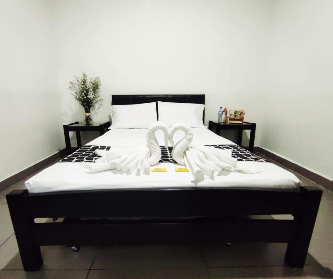 Hotel Fermin ซานตาโรซา เดกาบัล ภายนอก รูปภาพ