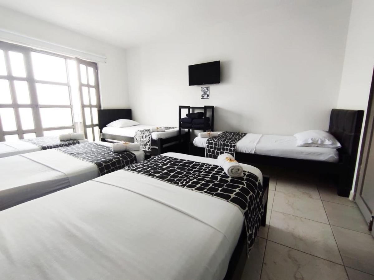Hotel Fermin ซานตาโรซา เดกาบัล ภายนอก รูปภาพ