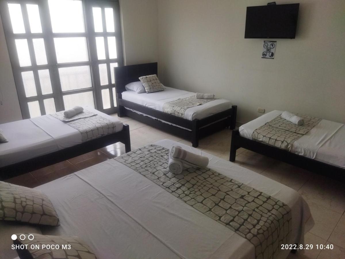 Hotel Fermin ซานตาโรซา เดกาบัล ภายนอก รูปภาพ